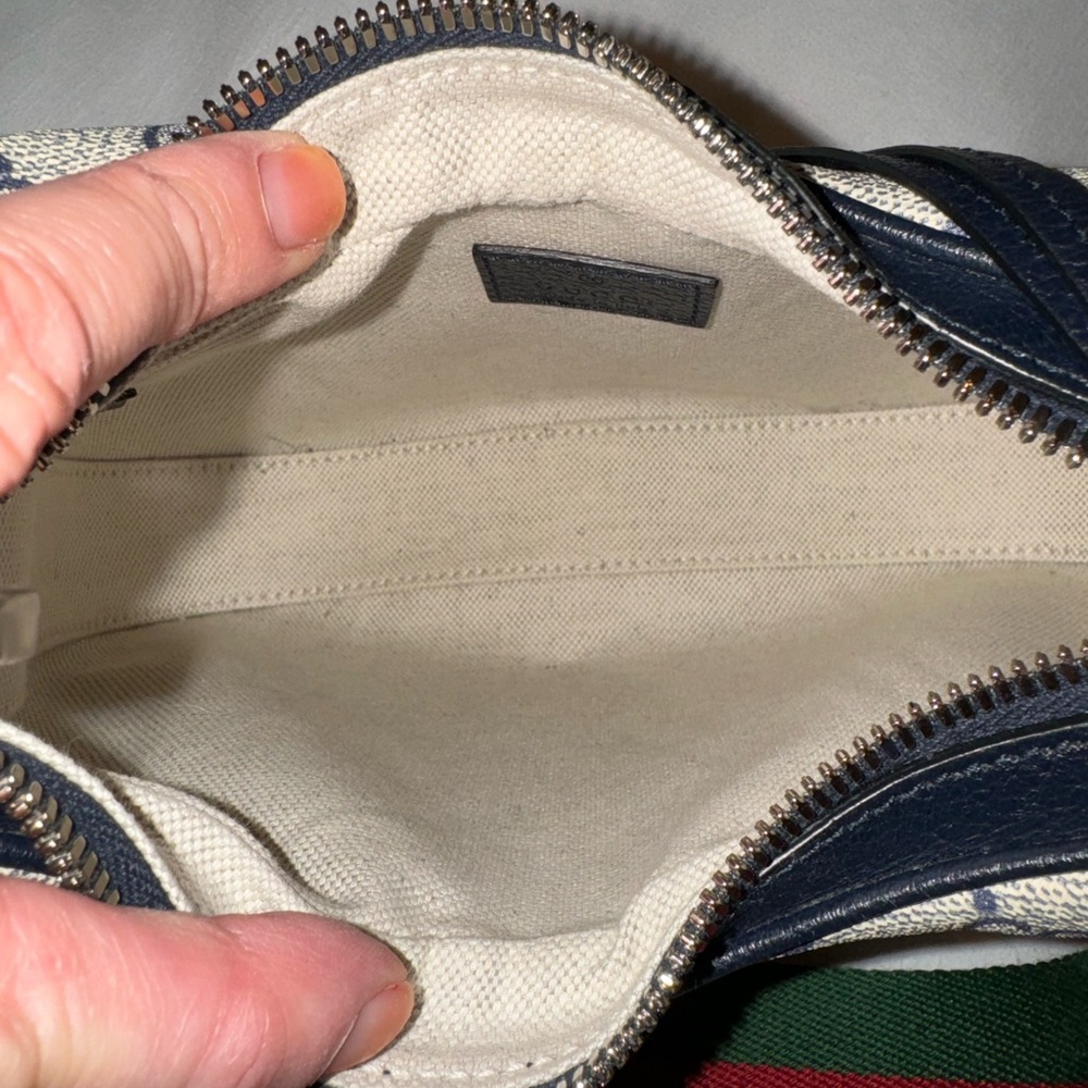 Brand New Gucci Attaché Small Shoulder Bag in Beige/Blue Supreme - Picture 4 of 5